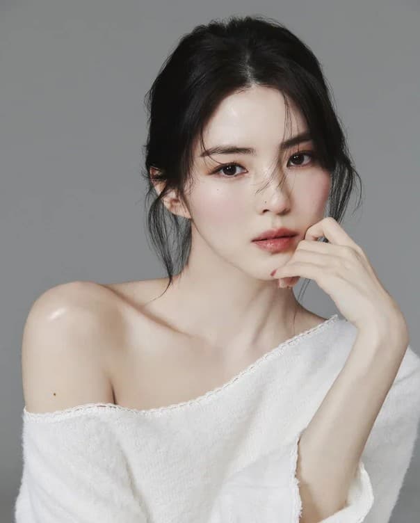 한소희 "진짜 아팠다, 타투는 내게 손해"…쏟아진 관심은 '부담 NO'